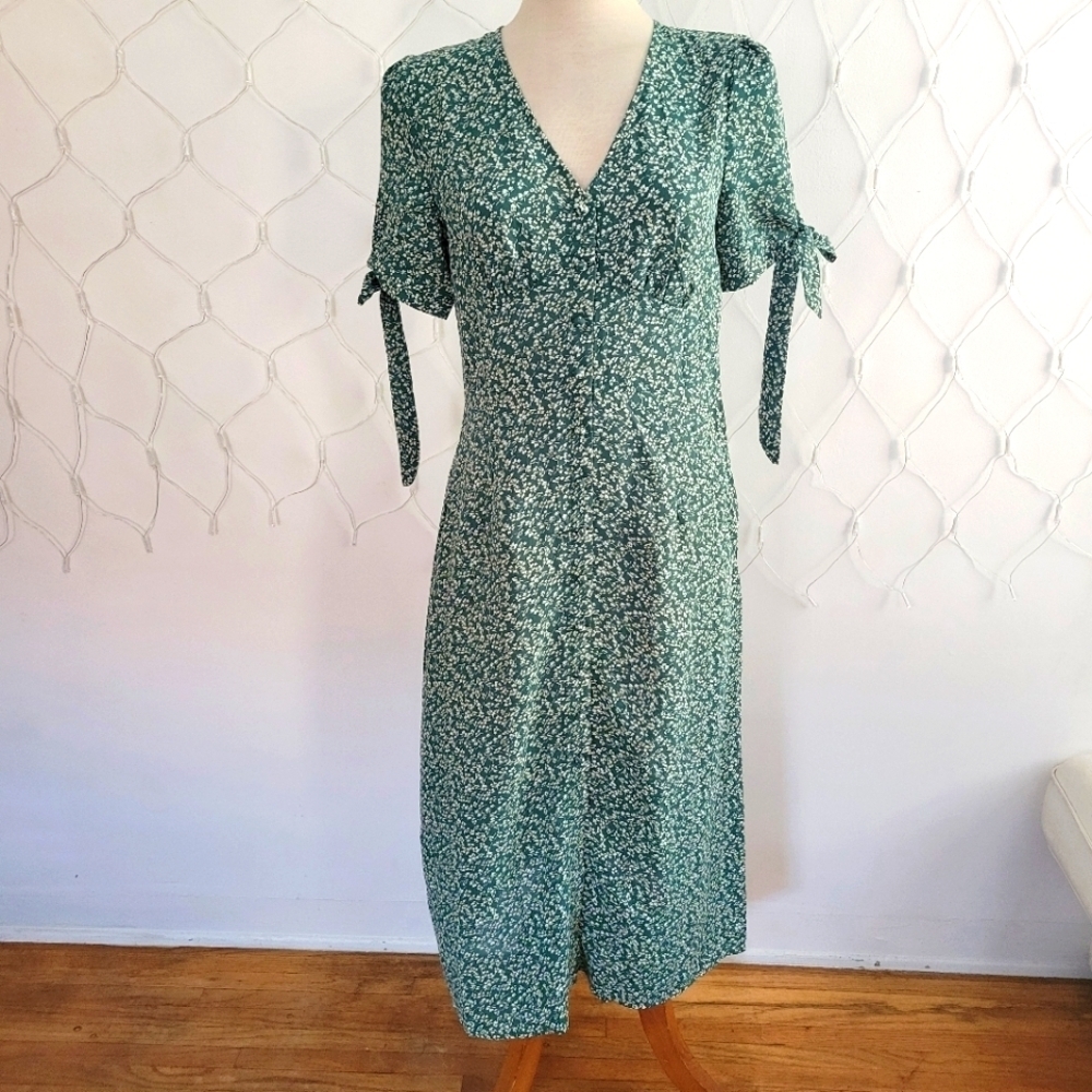 Commense Cottagecore Dress • Green & White Floral • Size Medium